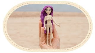 Как соединить ноги куклы при лицевом вязании. How to join doll legs while crochet right side out.