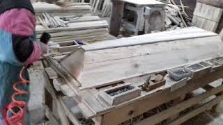 Изготовление деревянных гробов пневматическим степлером Intertool. Фирма Гробы ин юа