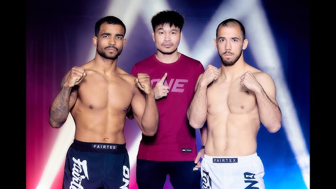 Bir erkak porno massaj uchun keldi Rus ayollari mast va yalangoch