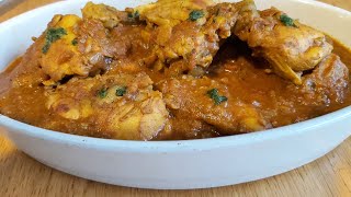 jinsi ya kupika mchuzi wa kuku/simple chicken  curry recipe