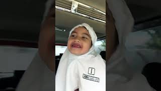 Qiara Dan Kayla Parodi Lagu