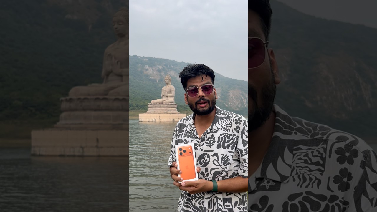 Rajgir ke Ghoda-Katora talab ke beech 70-feet unchi Buddha murti ke samne mujhe iPhone 17 Pro mila