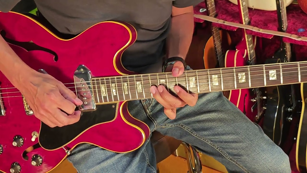 Gibson Es-330 Cherry 1967