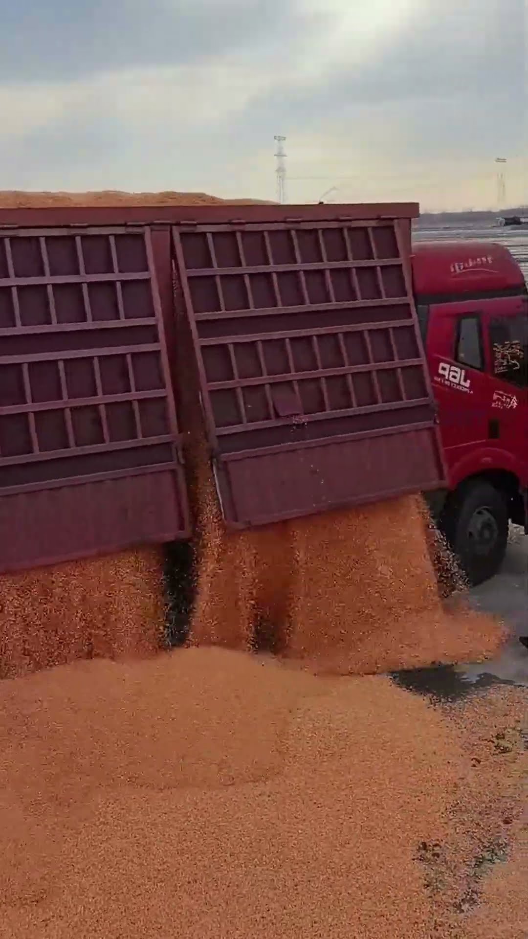 Grain unloading process