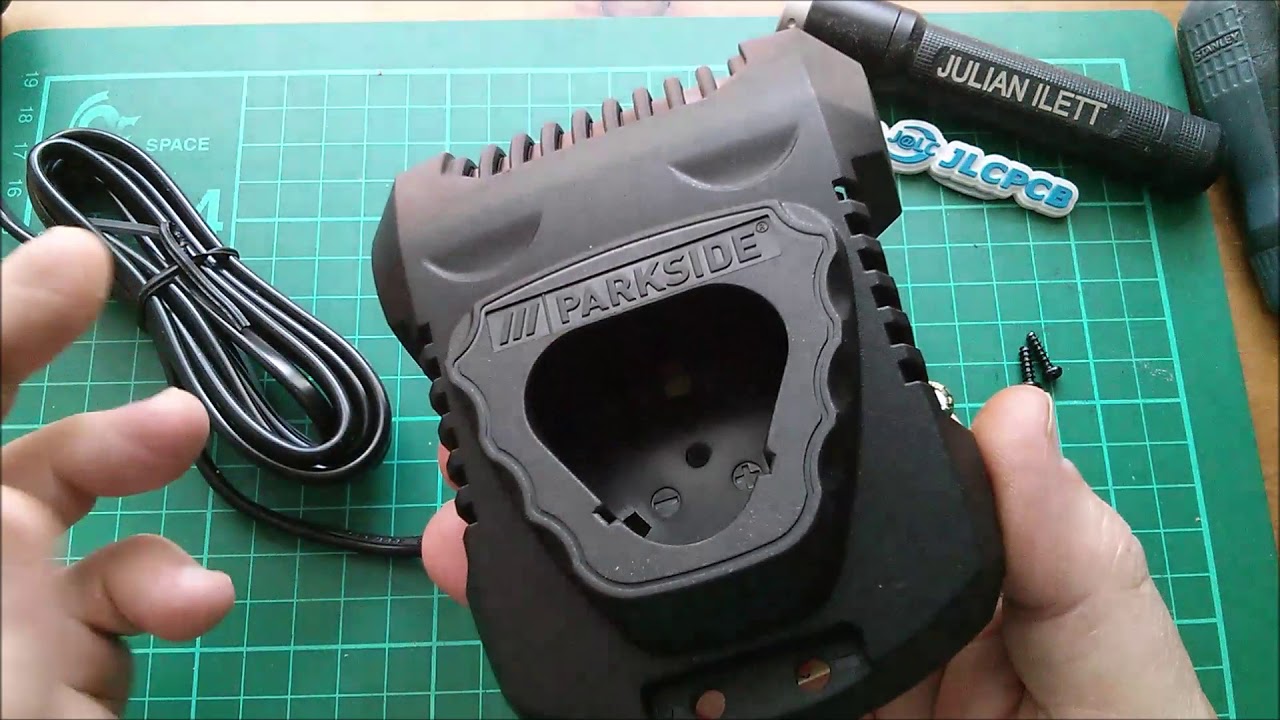 Parkside Battery Charger Strip Down - YouTube