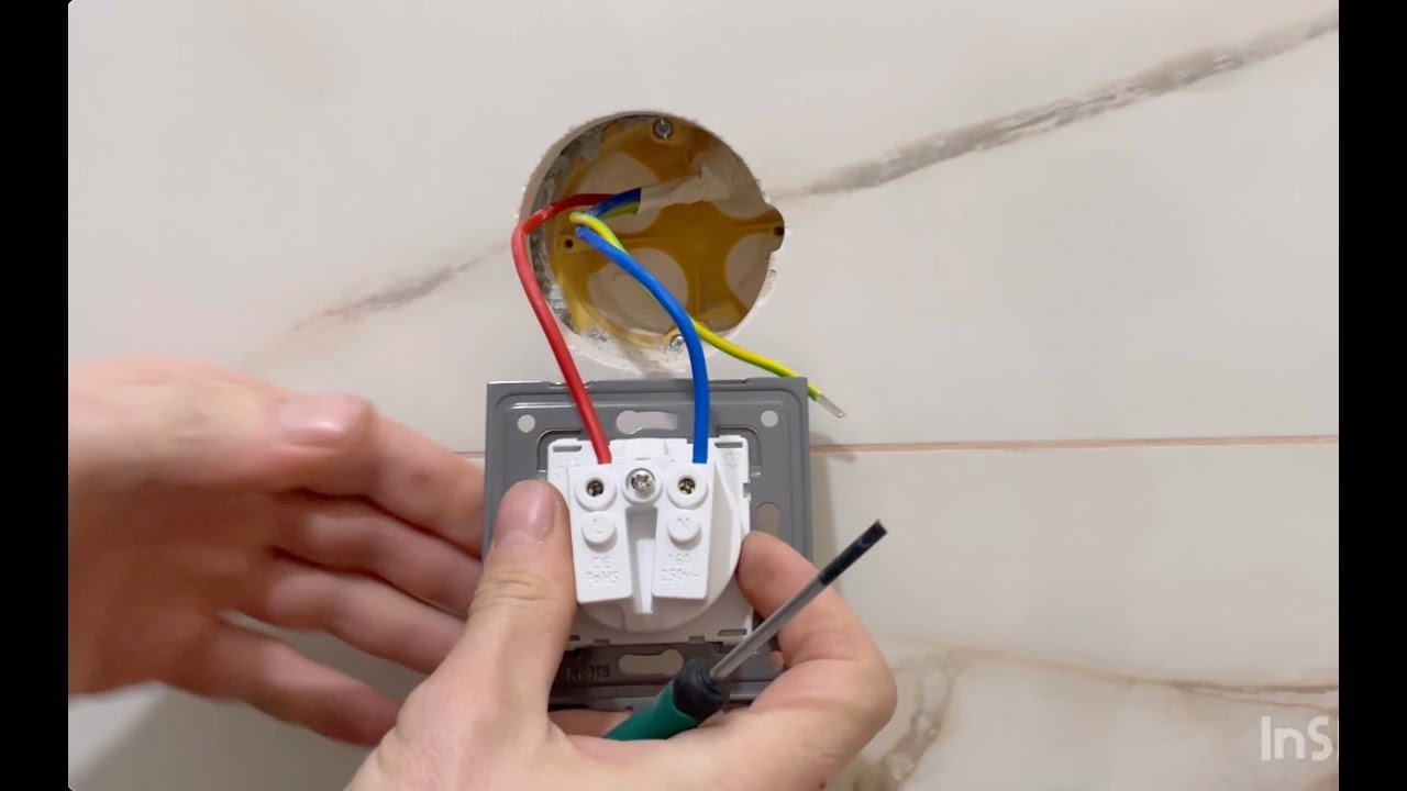 How to connect soft/stranded wire in socket - YouTube