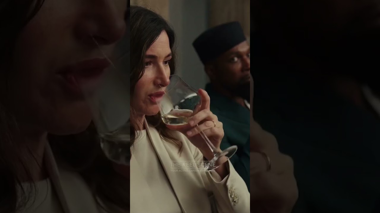 “The winner gets an iPad” - Glass Onion: A Knives Out Mystery Netflix Movie 👏