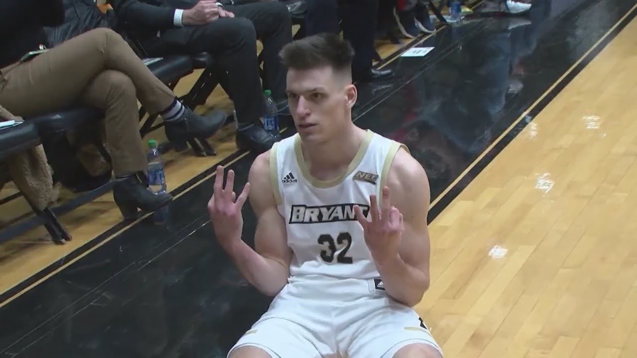 Nation's Leading Scorer Peter Kiss, Bryant Bulldogs Look To Close Regular Season Strong