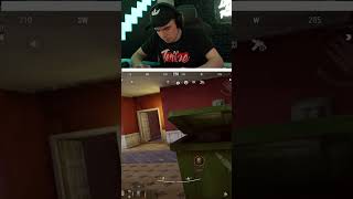 Rushing With The M4A1 In Arena Breakout...