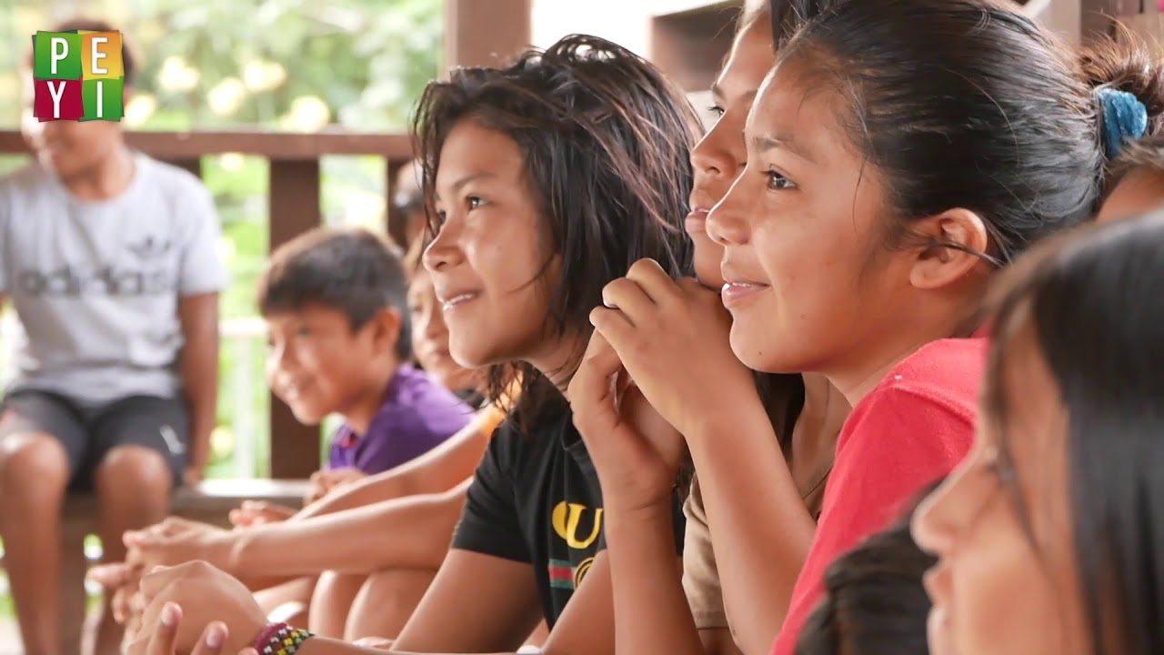 Reportage | Un centre aéré itinérant dans les villages amérindiens de Maripasoula