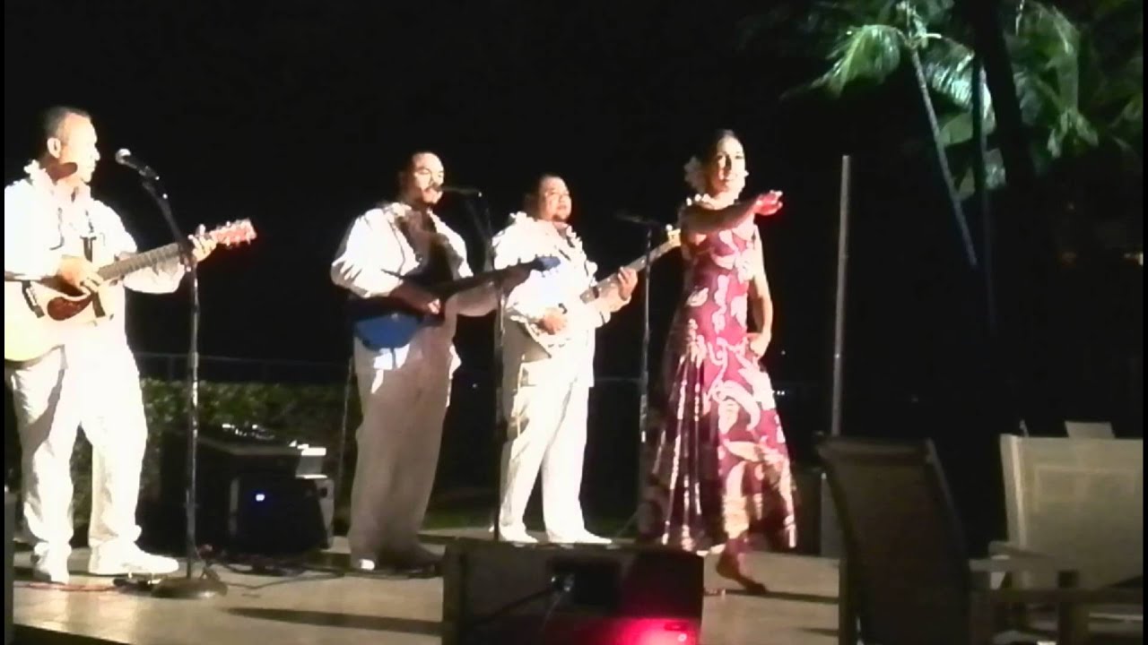 Hula Halau Hunakai Ke Ei By Claudia Quintero