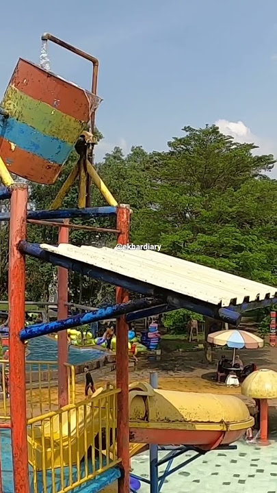 Water Splash/ Ember Tumpah #shorts #short #waterpark #waterboom #splash #embertumpah #funpark #pool