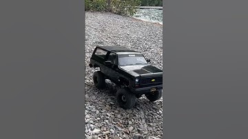RC4WD TF2 Midnight Edition Blazer