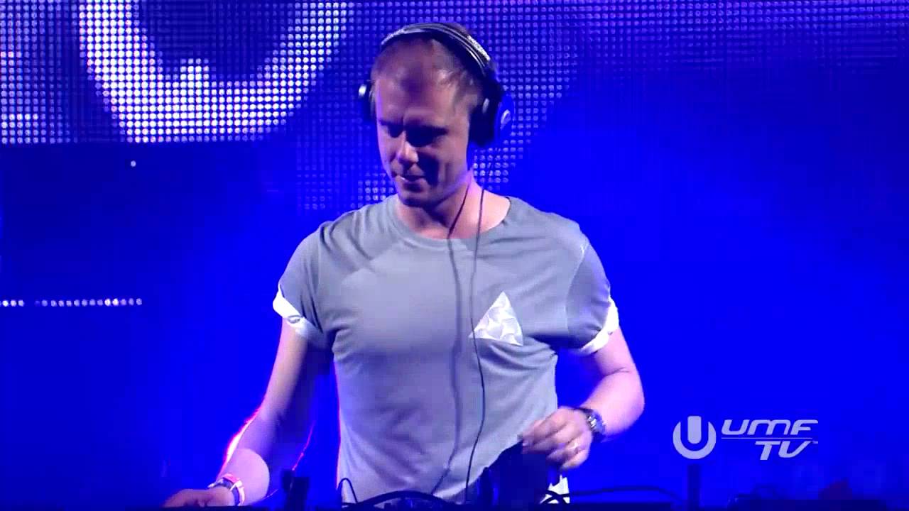 AvB - Voltage (NWYR) vs Hands to Heaven (acappella) UMF 2016