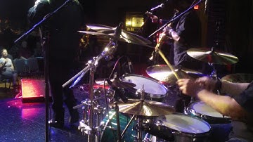 T Graham Brown - Hell And High Water LIVE