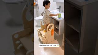 This Foldable Learning Tower Solves A Big Parenting Problem 😱