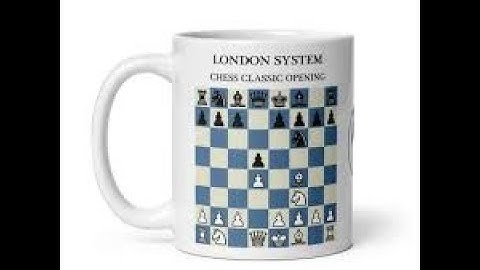 PLAYING THE LONDON SYSTEM AGAINST 800 ELO CHESS.COM BOT!!!