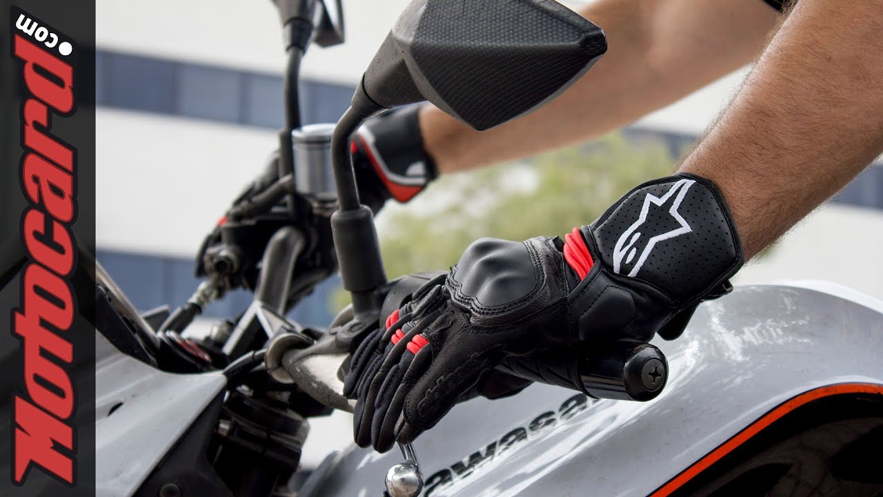 Alpinestars Booster: análisis de los guantes en Motocard.com -