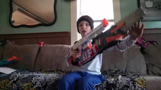 Fast review (Nerf zombie strike chainsaw)