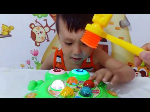 Video TRÒ CHƠI GIÚP BÉ HỌC CÁCH PHẢN XẠ NHANH ĐỒ CHƠI ĐẬP ẾCH - youtube