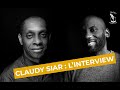 Autour d1 vers 3 claudy siar parle de son enfance complique ses combats 