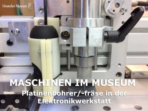 Platinenbohrer/-fräse in der Elektronikwerkstatt