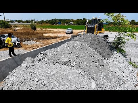 Fantastic! Powerful Shantui DH17C3 Bulldozer Pushing Stone Very Smooth With Monster Dump Truck 25T