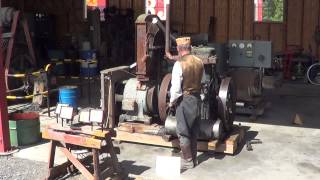 Rathbun Jones & Muuta Kalustoa