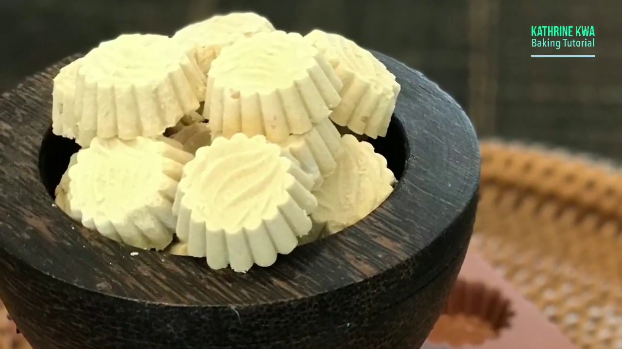 Mung Bean Almond Cookies 绿豆杏仁饼