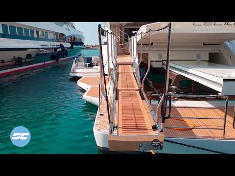 Multifunction gangway for superyachts - video from Sanguineti Chiavari