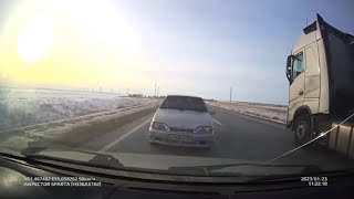 Видео момента ДТП под Соль-Илецком (23.01.2023)