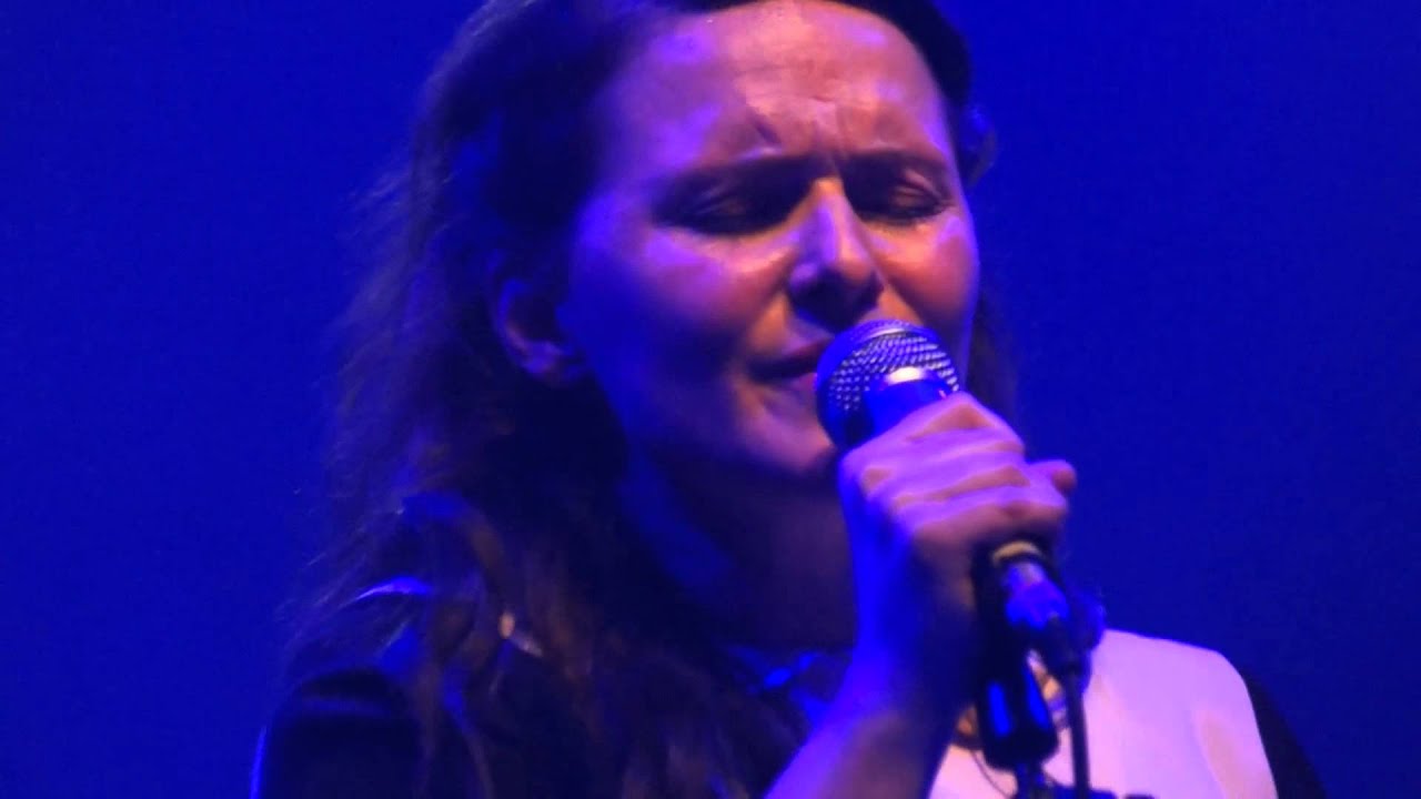 emiliana-torrini-autumn-sun-milano-magazzini-generali-november