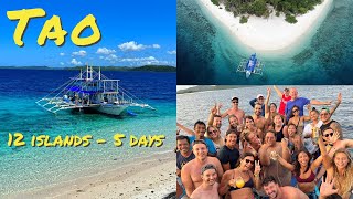 12 Islands in 5 days with 25 strangers on 1 Boat - PALAWAN Philippines