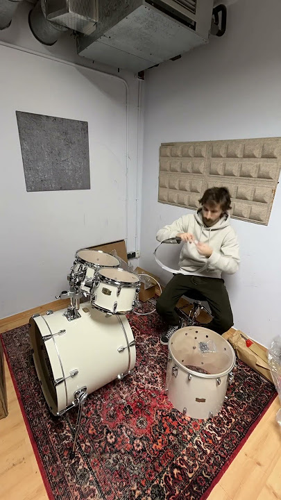 Unboxing and setting up my new Yamaha Stage Custom drum set. #drums #unboxing #yamahastagecustom