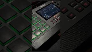 MPC Live II Beat Making #beatmaker #beatmaking #mpclive2 #boombapbeats #makebeats #makingbeat #beats