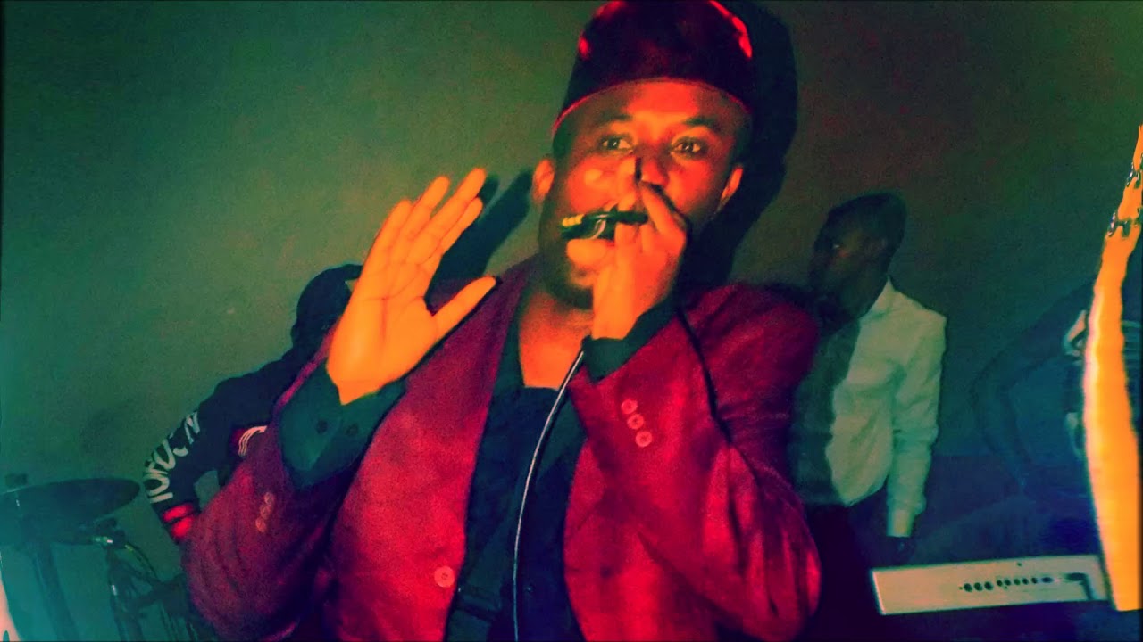 BOB KIRA LIVE BRIVE(2