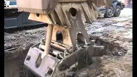 ERKE Group, Soilmec SC-70 Crane and BH-12 Diaphragm Wall Graph