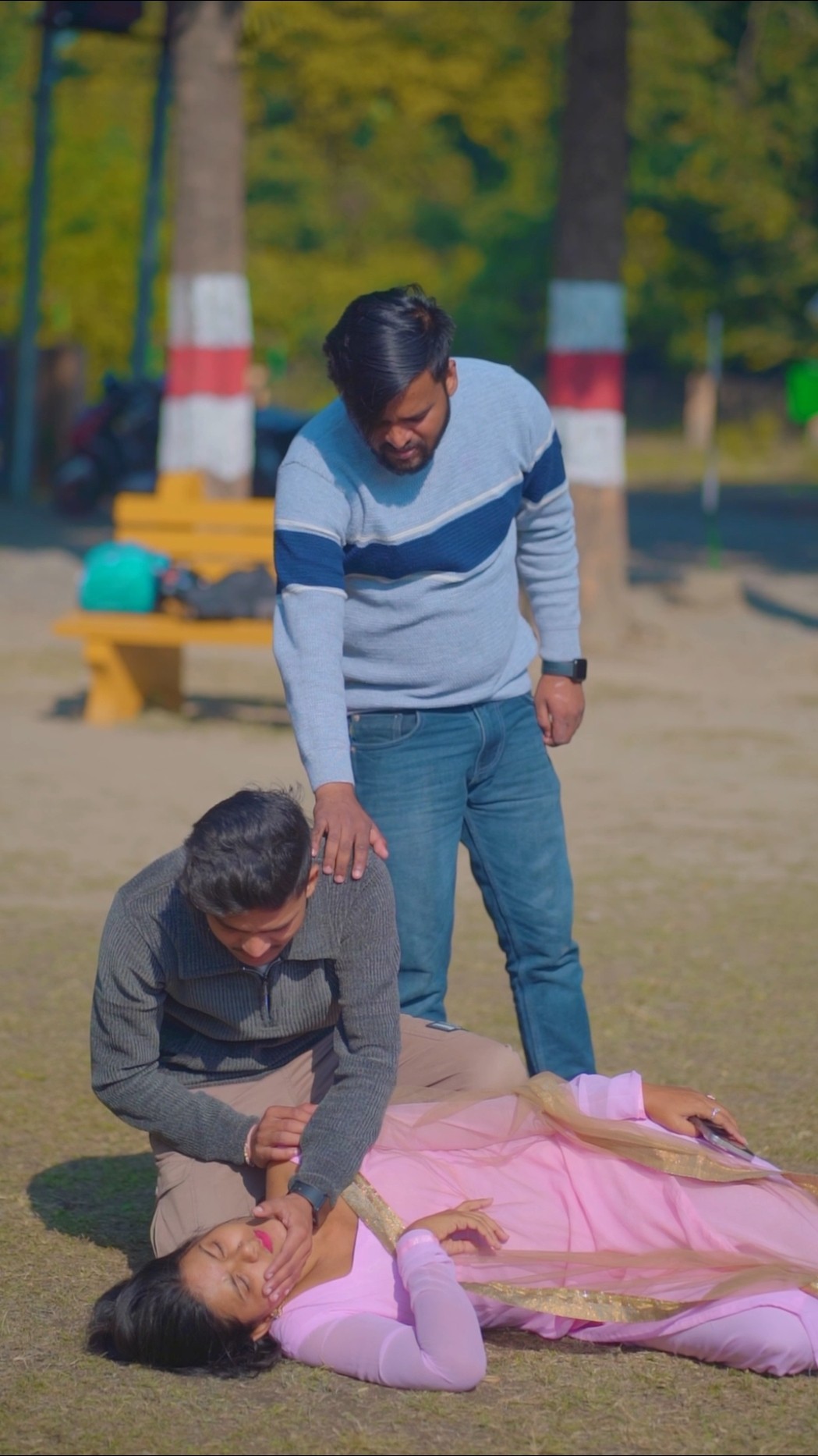 Khamoshiyan Meri Suno aur dur kahin Na Jao Tum