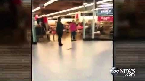 Hoverboard on Fire At Mall Kiosk