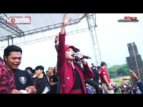 AMBILKAN GELAS - ELSA SAFIRA - NEW MONATA LIVE REUNI X-TRAINE JAPAN - KOCHI SKIP JACK 2015-2018