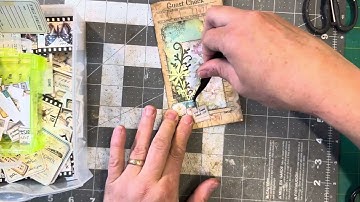 #50stackchallenge7 Hosted by Amy @craftycat - prompts #15 Wreath & #16 Gold