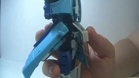 video review of Transformers Generations Blurr
