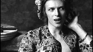 David Bowie - Quicksand chords