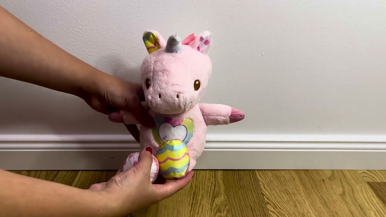 video VTech Baby Colourful Cuddles Unicorn