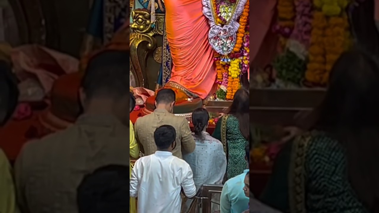 Sachin Tendulkar With Family At Lalbaugcha Raja Darshan | Ganesh Chaturthi 2025