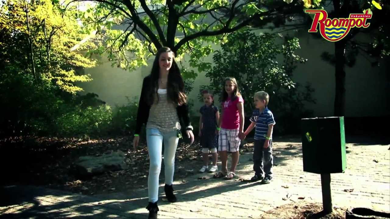 MIJN VADER IS EEN DETECTIVE DE WET VAN 3 Roompot Detective Weekend filmpje 3 YouTube MIJN VADER IS EEN DETECTIVE DE WET VAN 3 Roompot Detective Weekend filmpje 3 YouTube