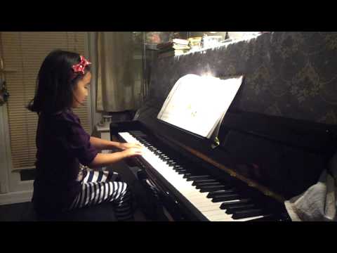 Chloe Alexander playing