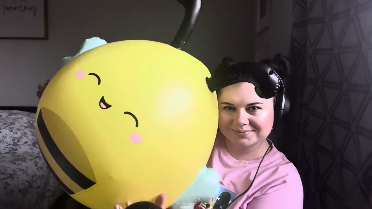 Beach Ball ASMR (inflatable🐝 )