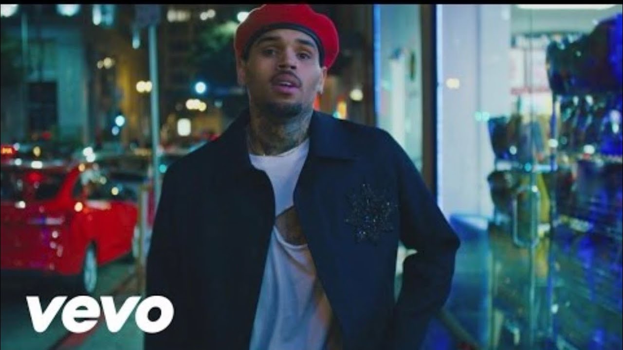 Chris brown 🔥 When Love Lingers… “Your Name On My Phone” 💔