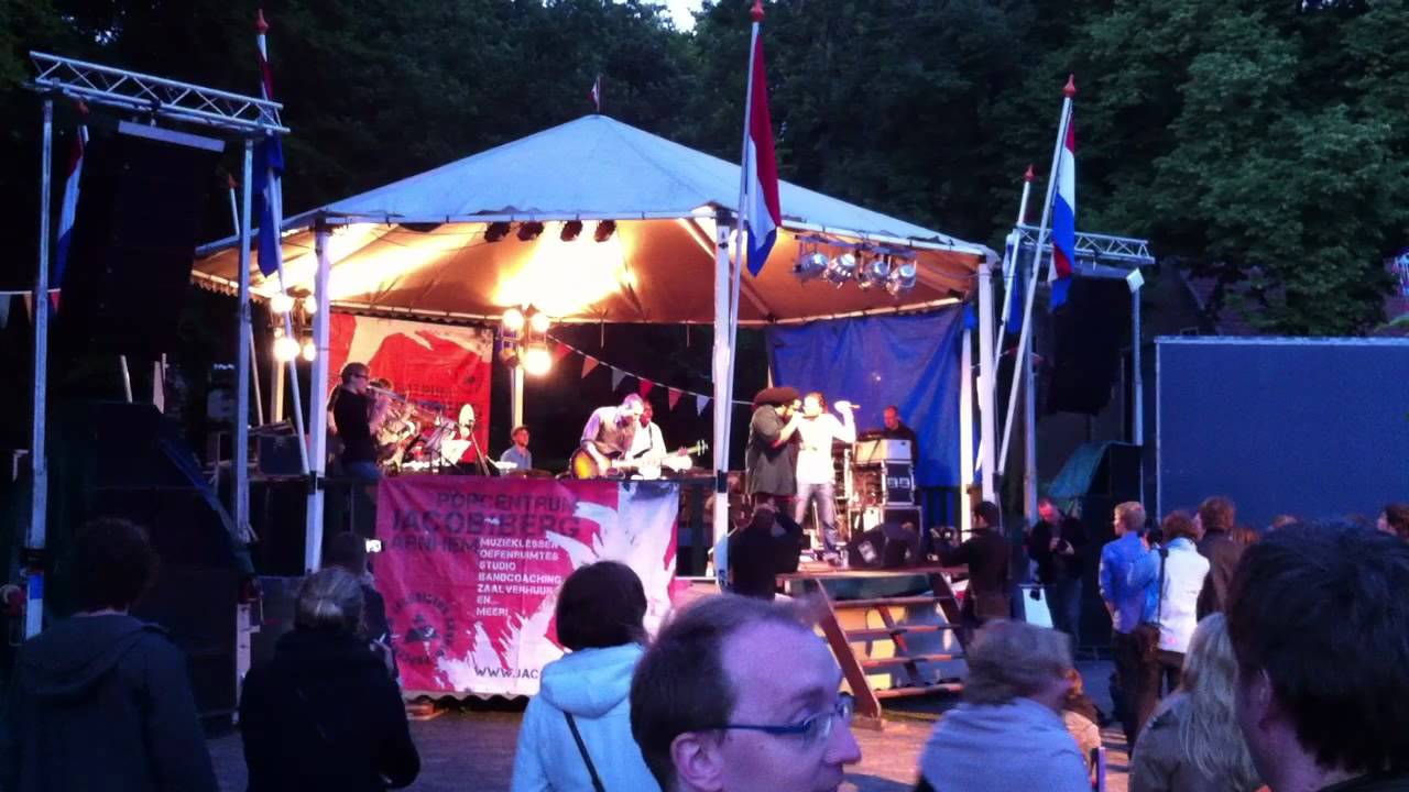 AMZAF 2012 Leeways met blazersectie finale 1/3